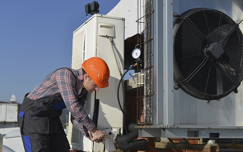 Why’s Your Commercial HVAC System in Hampstead, NC, Vibrating?